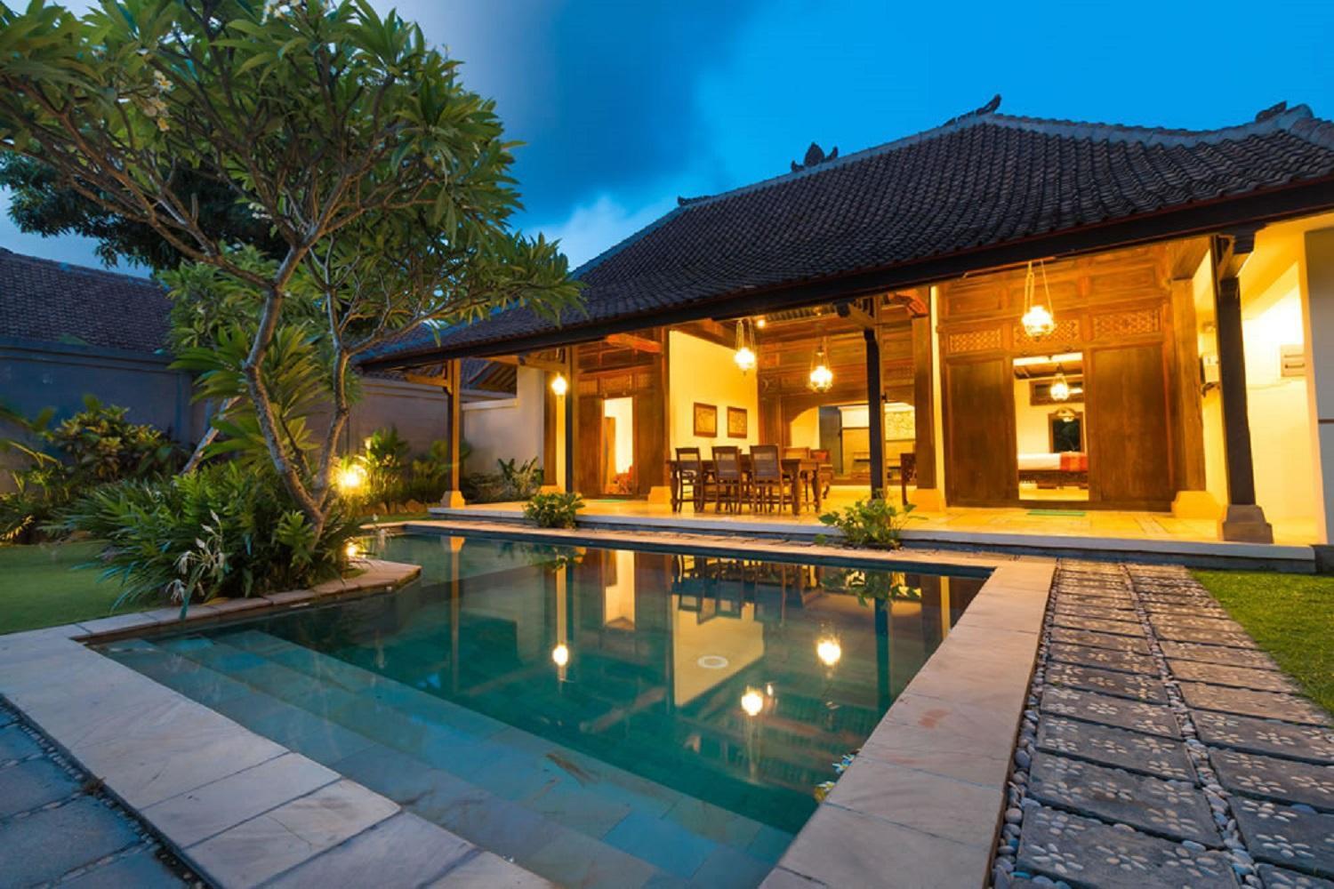 Bali Royal Heritage Villa Seminyak  Luaran gambar