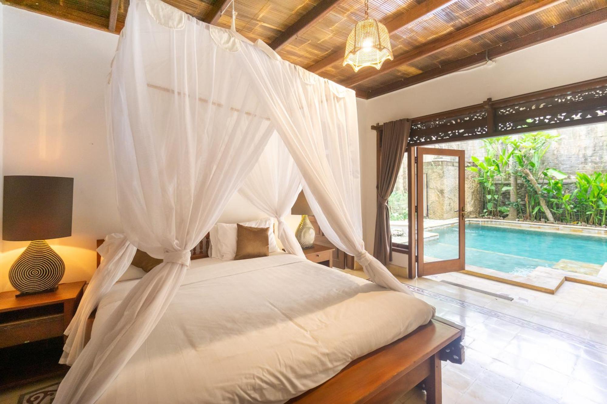 Bali Royal Heritage Villa Seminyak  Luaran gambar