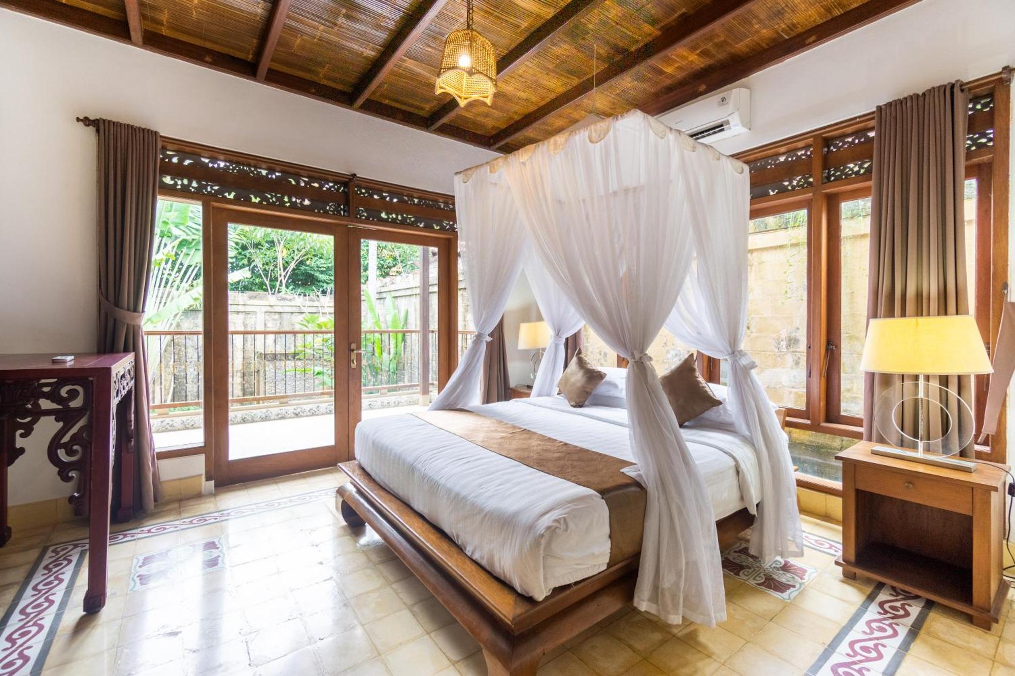 Bali Royal Heritage Villa Seminyak  Luaran gambar