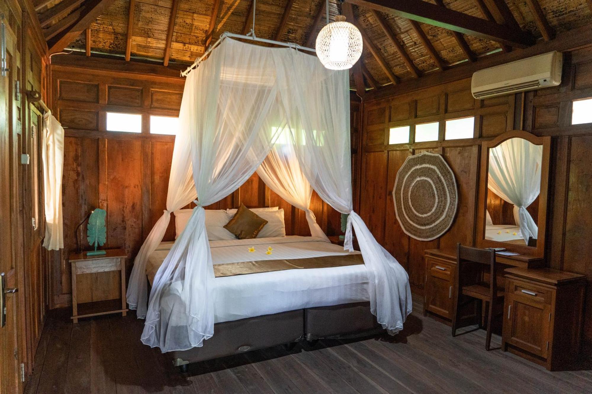 Bali Royal Heritage Villa Seminyak  Luaran gambar