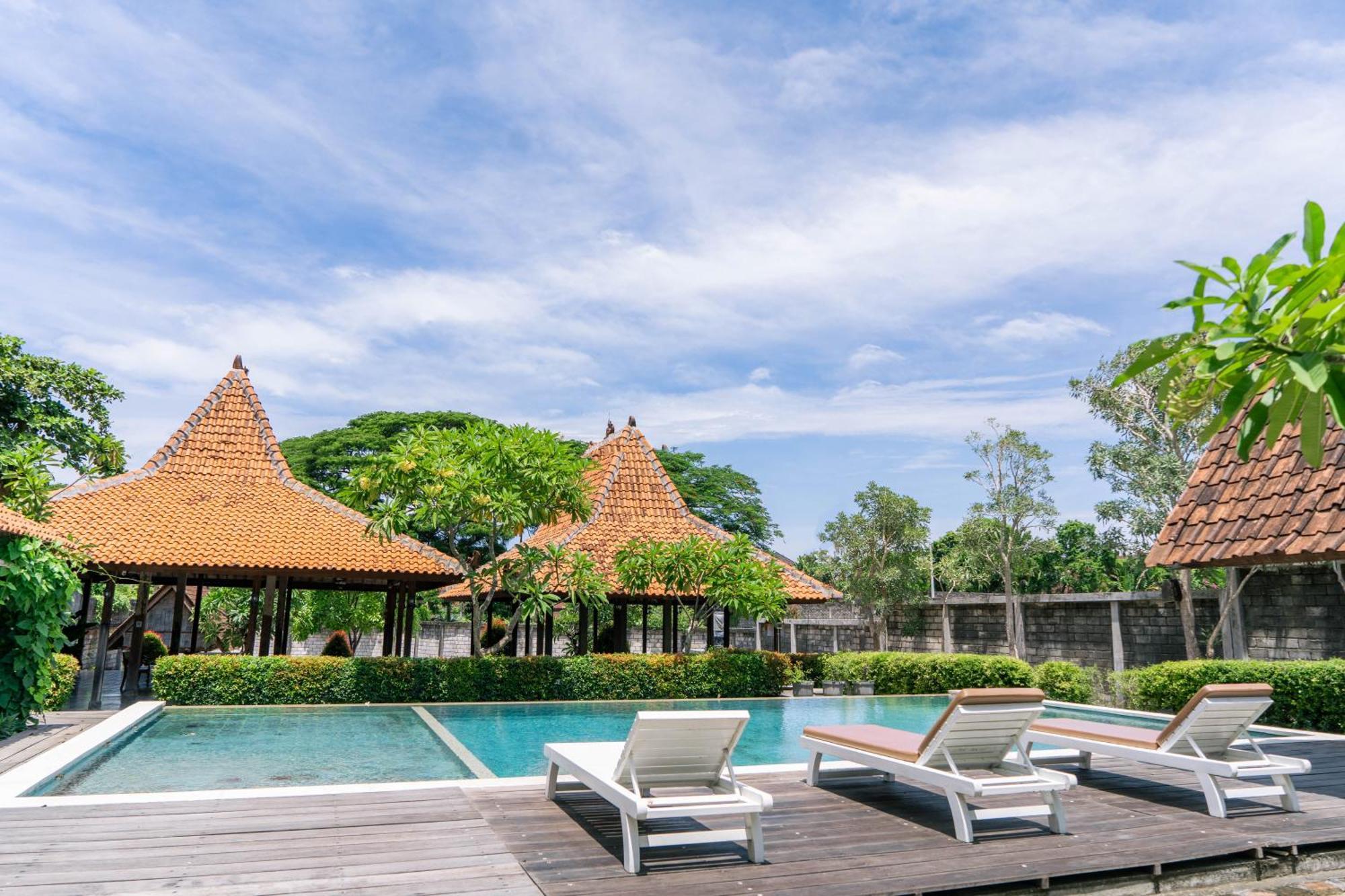 Bali Royal Heritage Villa Seminyak  Luaran gambar